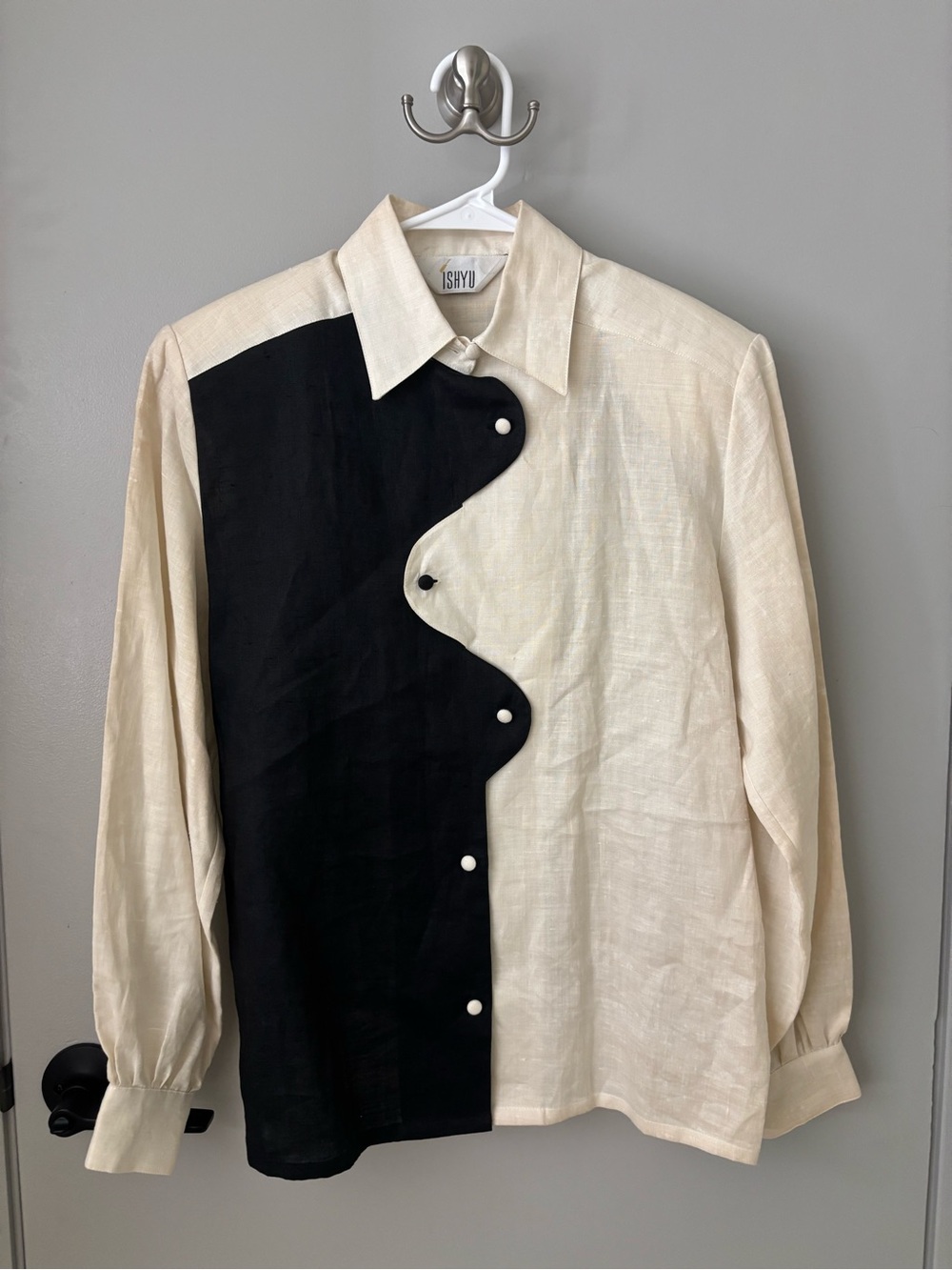 Vintage ISHYU Black & Ivory Linen Colorblock Blouse